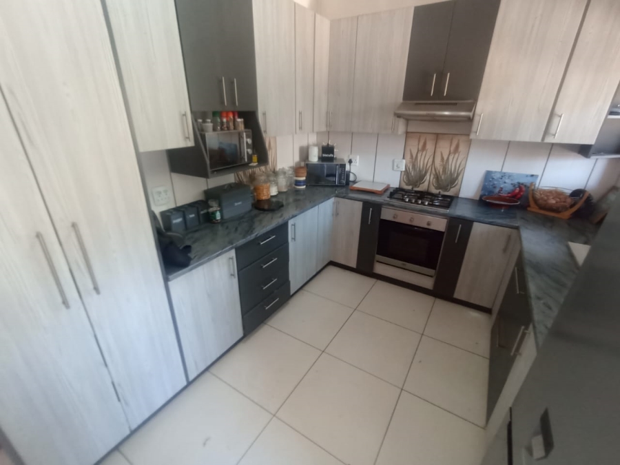 4 Bedroom Property for Sale in Heiderand Western Cape